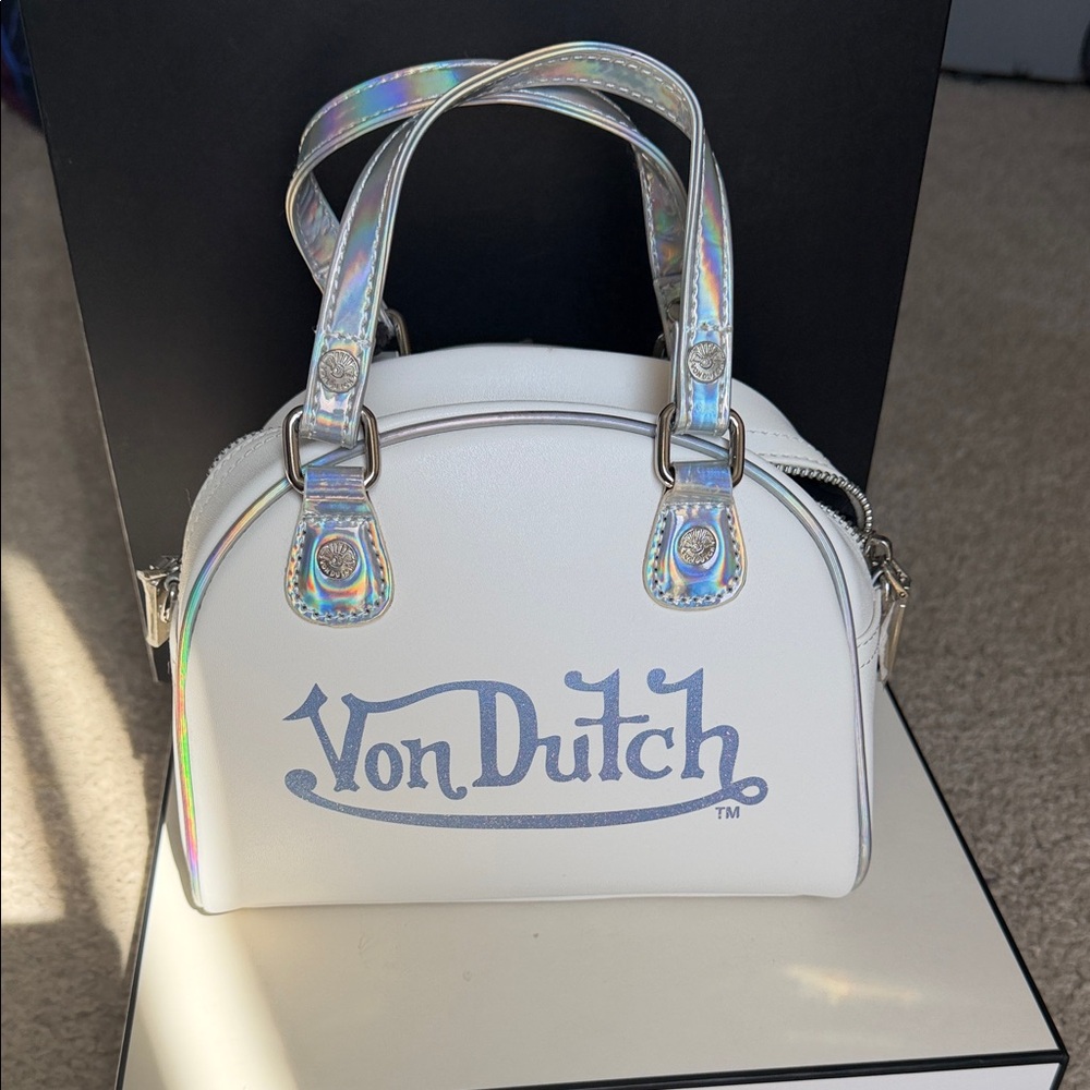 Von Dutch White Mini Dome Bag with Iridescent Handles - Picture 2 of 10